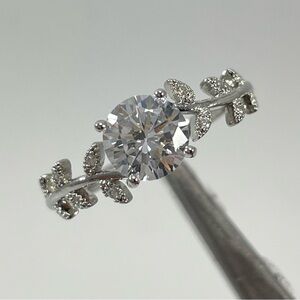 Rings Engagement Women’s Jewelry Round Cut Flower Band Diamond CZ Silver Plated